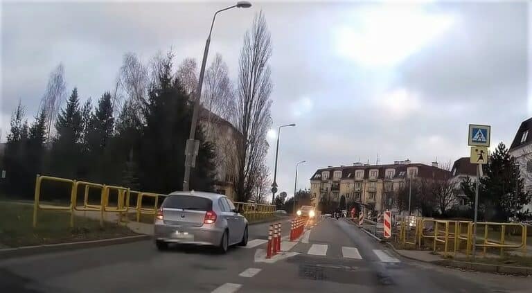 Drogowy bandyta na ul. Iwaszkiewicza