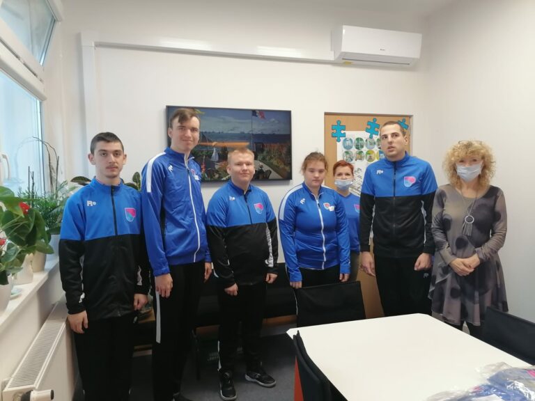 Uczniowie ZPE jadą reprezentować Olsztyn na pływackich mistrzostwach ludzi z niepełnosprawnościami