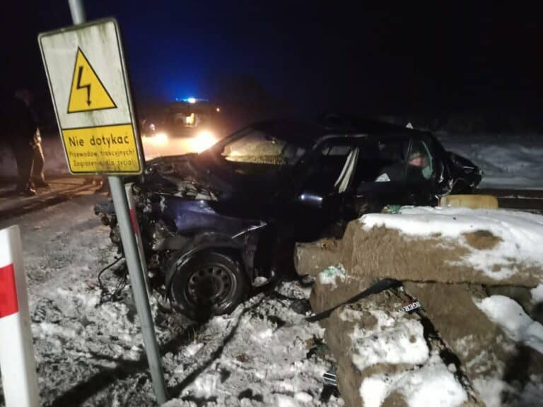 22-latka najechała na pociąg