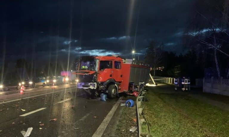 Zginęli w wypadku. Strażacy z OSP jechali do pożaru
