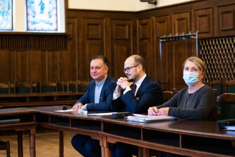 Prezydent Olsztyna Piotr Grzymowicz odmówił spełnienia żądań pracowników ratusza