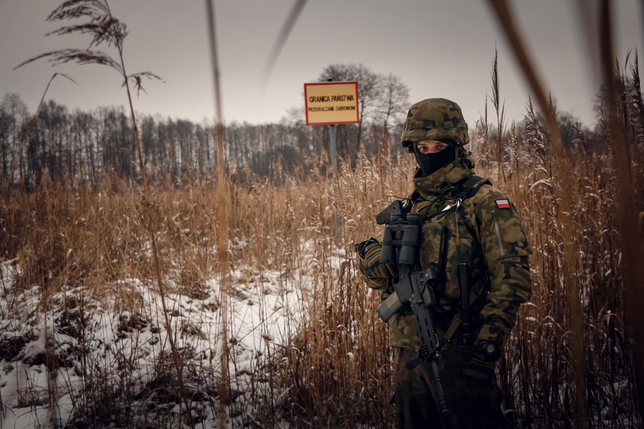 Żołnierze 15. Giżyckiej Brygady Zmechanizowanej przywitają Nowy Rok na polsko-białoruskiej granicy wojsko zemptypost, zPAP