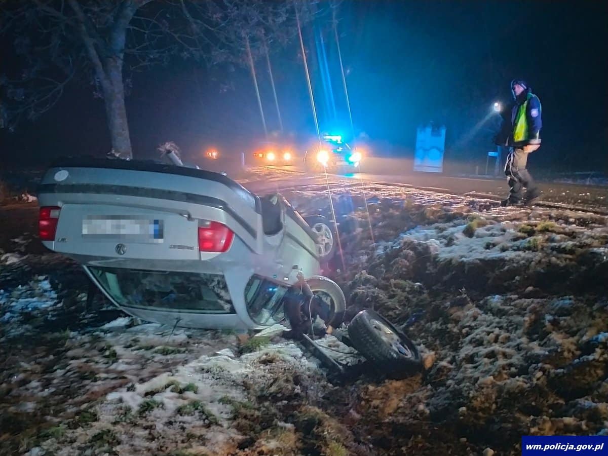 Samolub. Nieprawidłowo wyprzedzał. Prawie doprowadził do tragedii wypadek Nidzica, Wiadomości