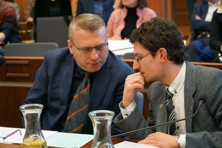 Rozbudowa linii tramwajowej – radni PiS chcą ulg dla przedsiębiorców i darmowej komunikacji