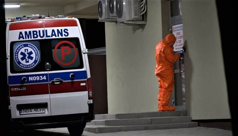 W szpitalu w Olsztynie zmarł 15-latek chory na COVID-19