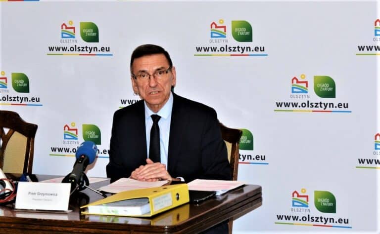 Miasto Olsztyn tropi martwe dusze w szkołach policealnych