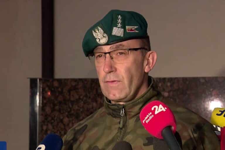 Dowódca operacyjny o szeregowym: nikczemnik. Co grozi dezerterowi?