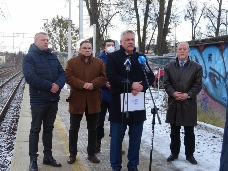 PiS proponuje utworzenie Warmińskiej Kolei Metropolitalnej