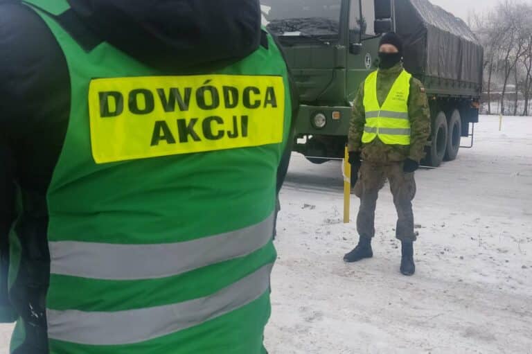 Wojsko dołączyło do poszukiwania zaginionych senior&oacute;w