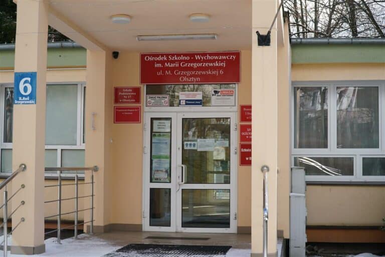 Oburzające? Władze Olsztyna likwidują szkołę dla dzieci niesłyszących ze względów ekonomicznych