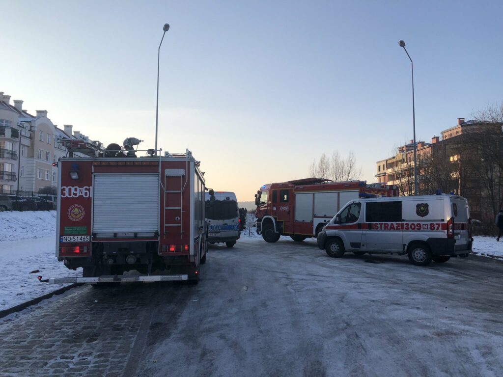 Trwa akcja policji i strażaków na osiedlu Generałów poszukiwany Olsztyn, Wiadomości