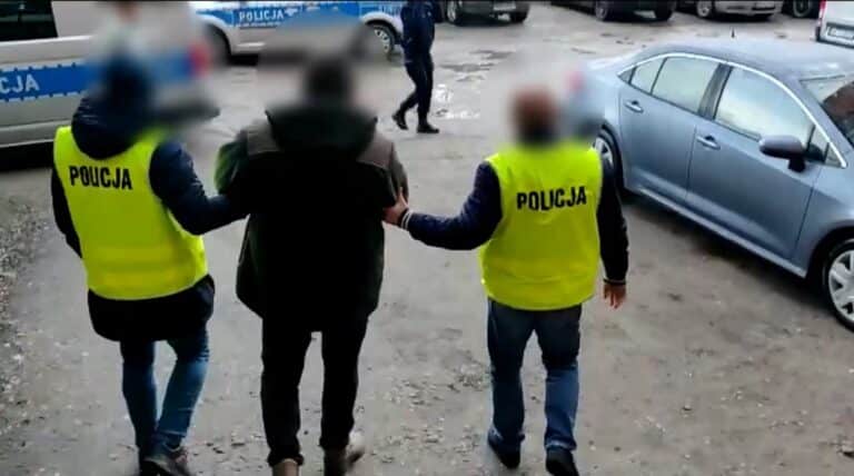 Olsztyńscy policjanci zatrzymali biegłego sądowego za korupcję