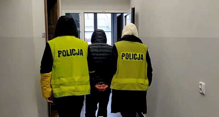 Wymuszali okup od przedsiębiorcy. Uszkodzili mu luksusowe auto i próbowali podpalić firmę