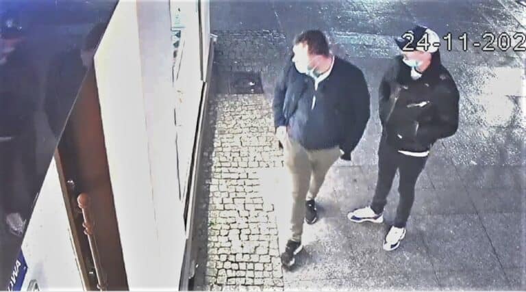 W centrum Olsztyna ukradli przedmiot o wartości 24 tys. zł. Mamy nagranie wideo