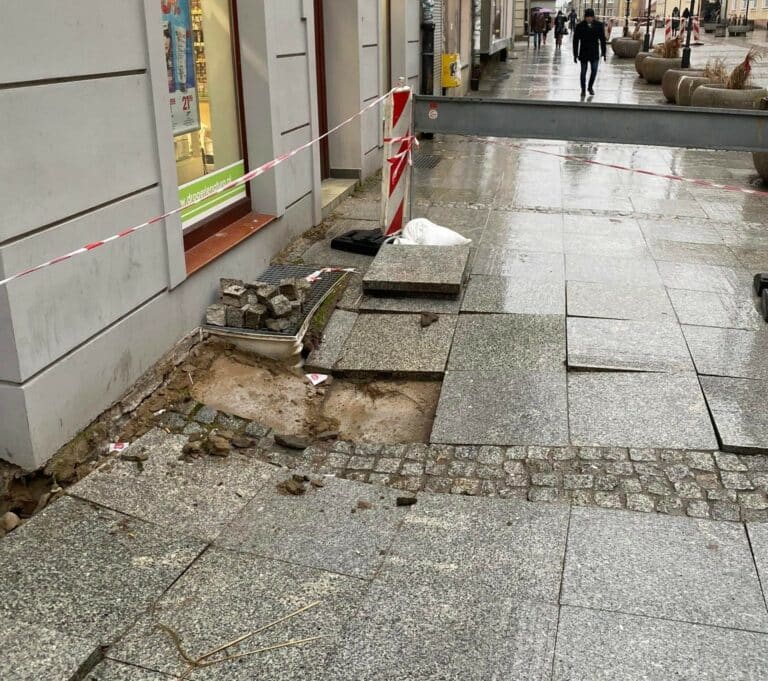 Kolejna dziura koło Wysokie Bramy