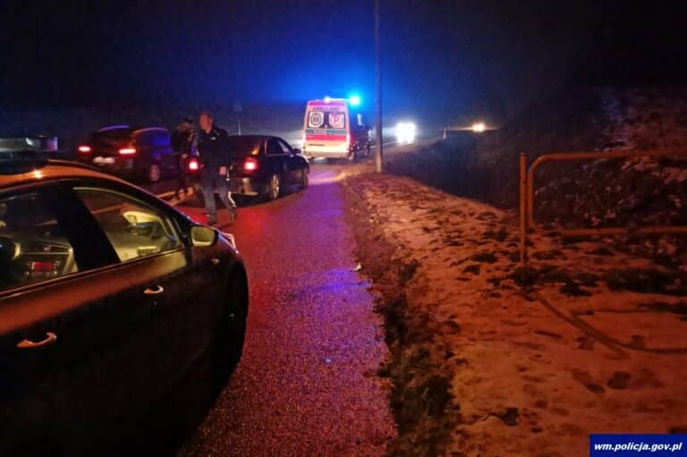 Policjanci uratowali rodzącą kobietę