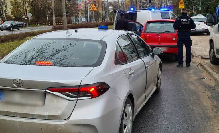 Groźni przestępcy zatrzymani na ul. Kętrzyńskiego. Poruszali się Matizem
