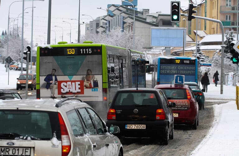 Mniej autobus&oacute;w do Kortowa