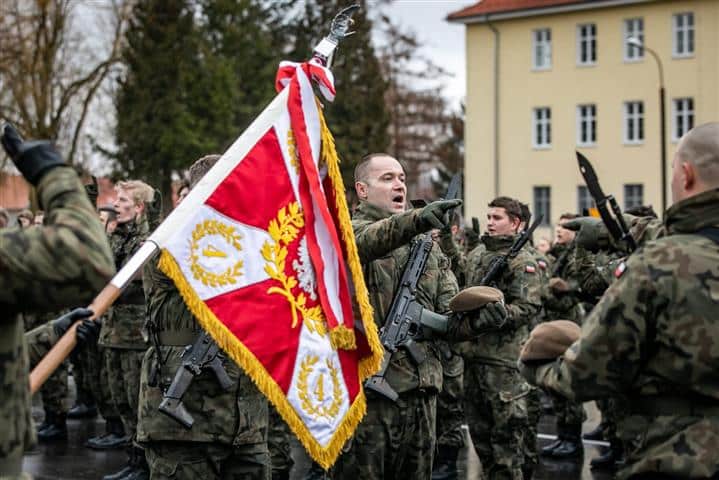 Warmińsko-mazurskie. Blisko 170 nowych żołnierzy w szeregach brygady WOT wojsko Braniewo, Wiadomości, Wideo