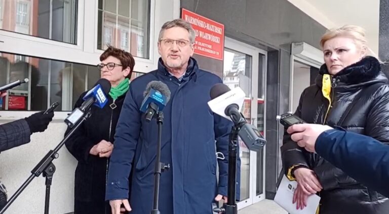 Kuratorium: w ostatnich latach kilkaset zgłoszeń ws zajęć pozalekcyjnych. Posłanki zaprzeczają