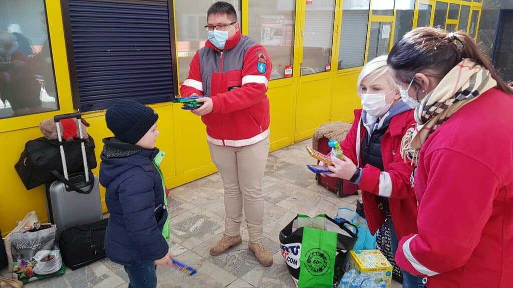 Uchodźcy z Ukrainy przyjeżdżają do Olsztyna? Zajrzeliśmy do punktu recepcyjnego na dworcu PKP ukraina Olsztyn, Wiadomości