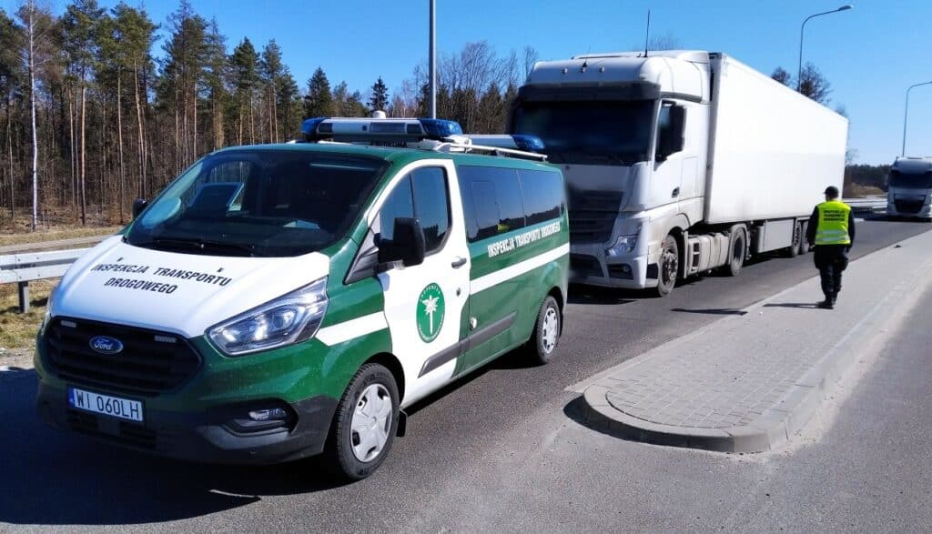 Służby zatrzymały rosyjską ciężarówkę na obwodnicy Olsztyna