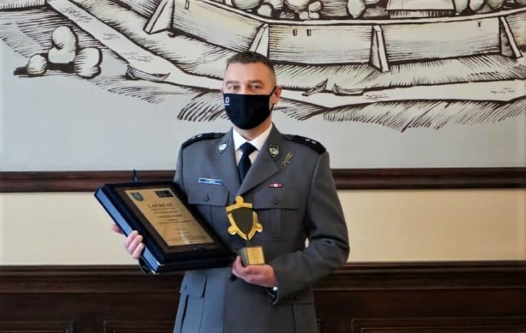 Podkom. Andrzeja Łowczyka z Komendy Miejskiej Policji w Olsztynie &bdquo;Liderem Bezpieczeństwa&rdquo;