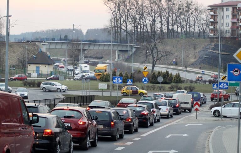 Czy nastąpi zmiana organizacji ruchu na rondzie OKS w Olsztynie?