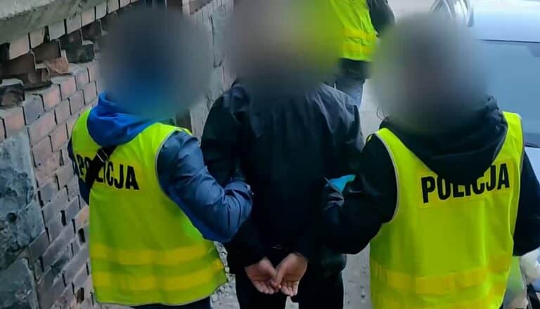 Zabójstwo na Zatorzu. W jednym z mieszkań zostało znalezione ciało mężczyzny