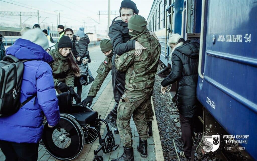 1000 żołnierzy WOT wspiera uchodźców z Ukrainy