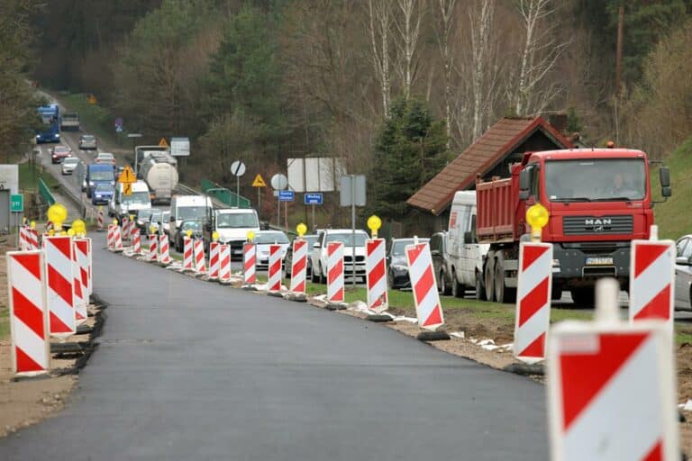 Powstaje nowe rondo pod Olsztynem. Zmiana organizacji ruchu i ogromne korki