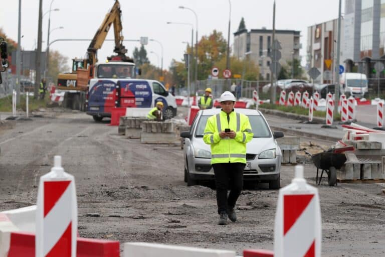 Trwa budowa kolejnej linii tramwajowej w Olsztynie, tylko&hellip; nie widać pracownik&oacute;w