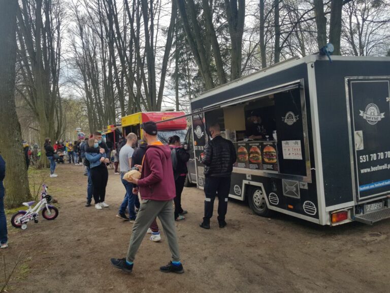 Czy dopisze pogoda? Kolejny Festiwal Food Truck&oacute;w na Plaży Miejskiej w Olsztynie