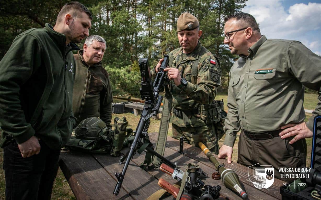 Żołnierze WOT będą szkolić leśników z taktyki i strzelania z broni długiej wojsko Olsztyn, Wiadomości