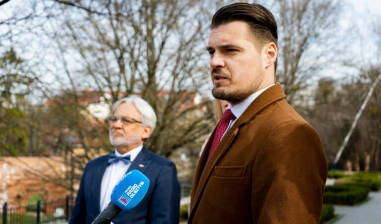 Michał Wypij przejdzie do Polski 2050, ale trochę p&oacute;źniej?