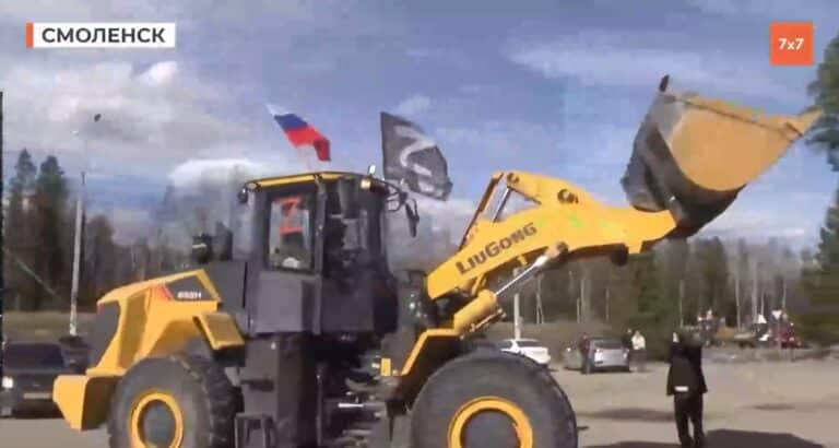 Zrobią to? Ciężki sprzęt budowlany zniszczy polski cmentarz w Katyniu