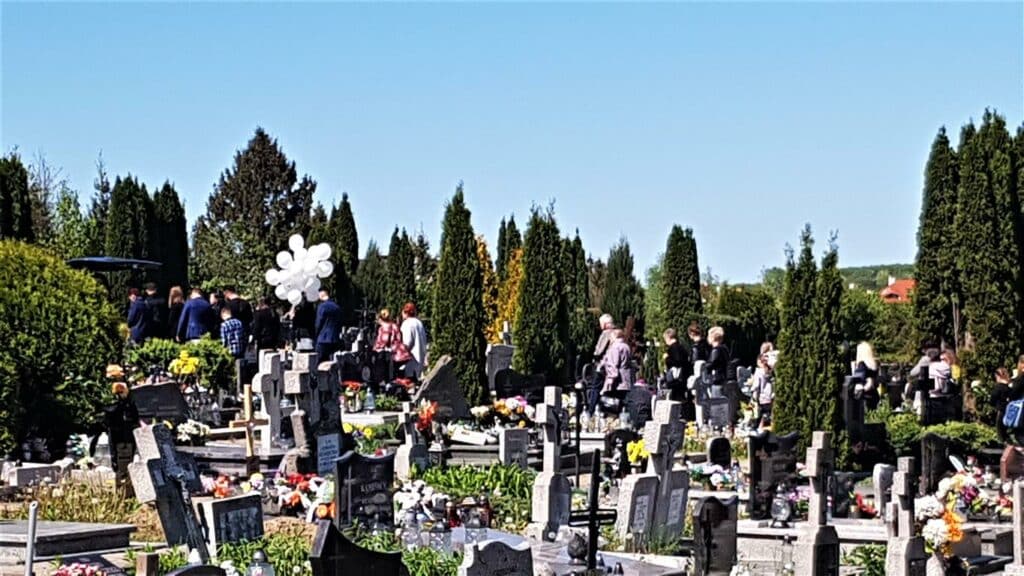Zmarła po 4 latach walki. Monika została dziś pochowana na cmentarzu w Bartągu