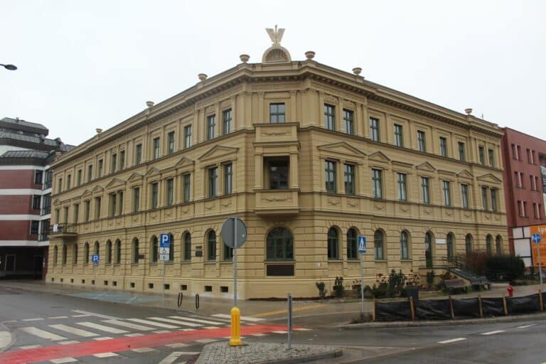 Historyczne księgozbiory będą zrekonstruowane i udostępnione cyfrowo