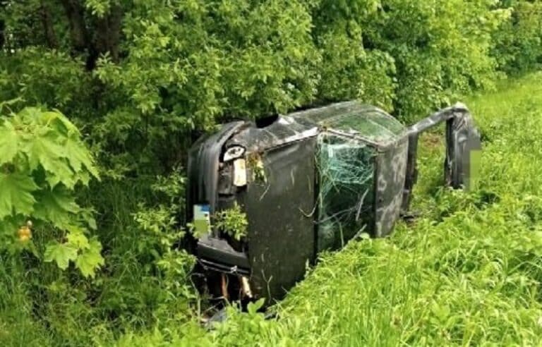 59-latek zachodził w głowę jak to się stało, że podr&oacute;ż skończył w rowie