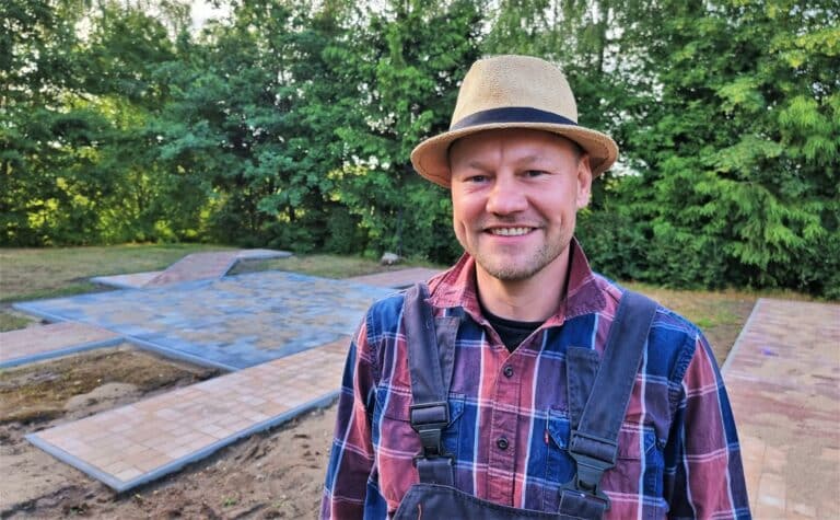 Takiego miejsca jeszcze u nas nie było. Pan Marcin buduje wyjątkowy ogród dla dzieci