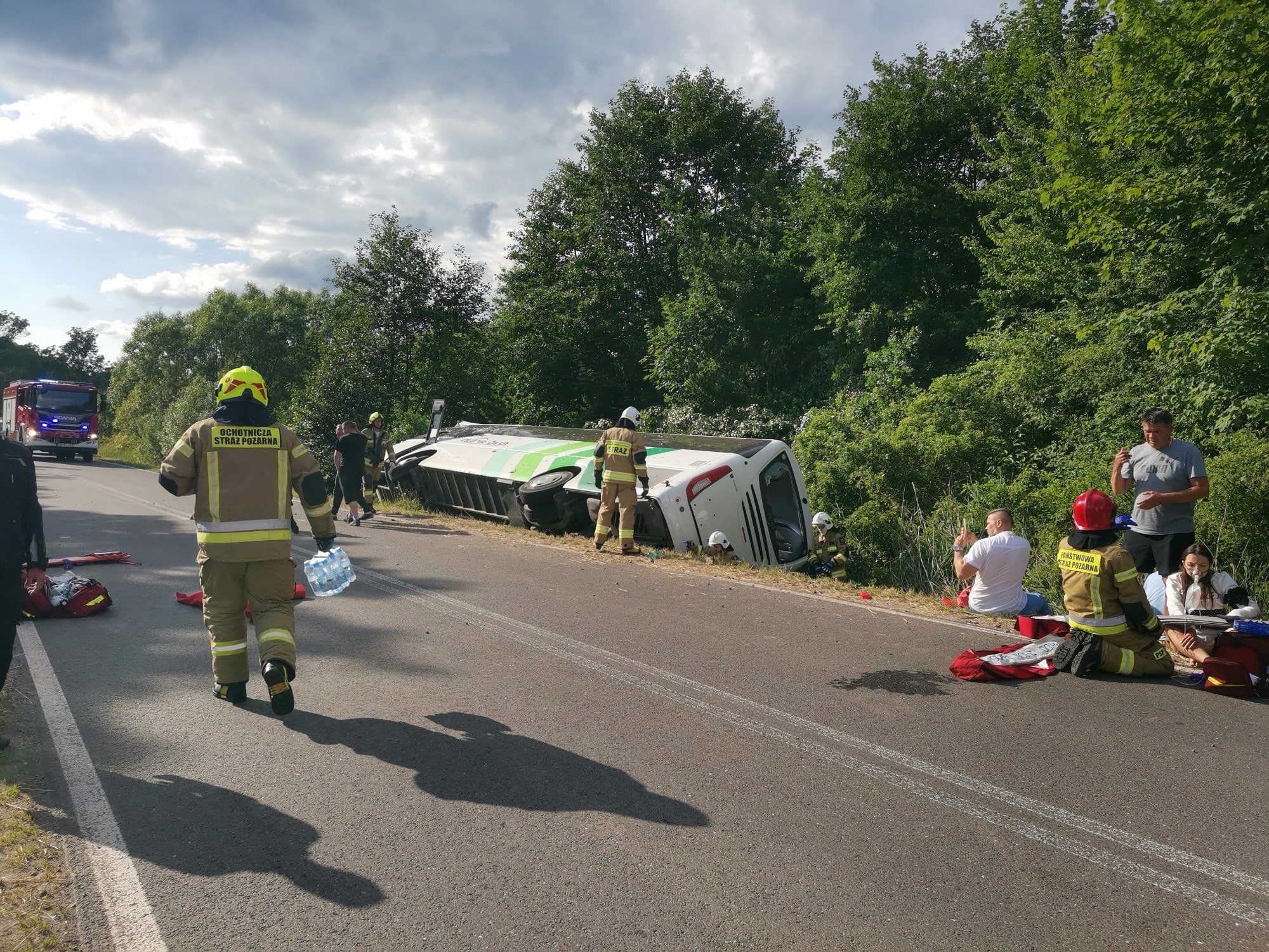 11 osób z Olsztyna rannych w wypadku autobusu wypadek Wiadomości, zShowcase