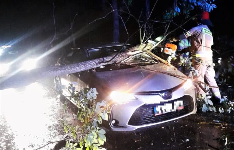 Niebezpieczna burza przeszła nad Olsztynem i okolicy
