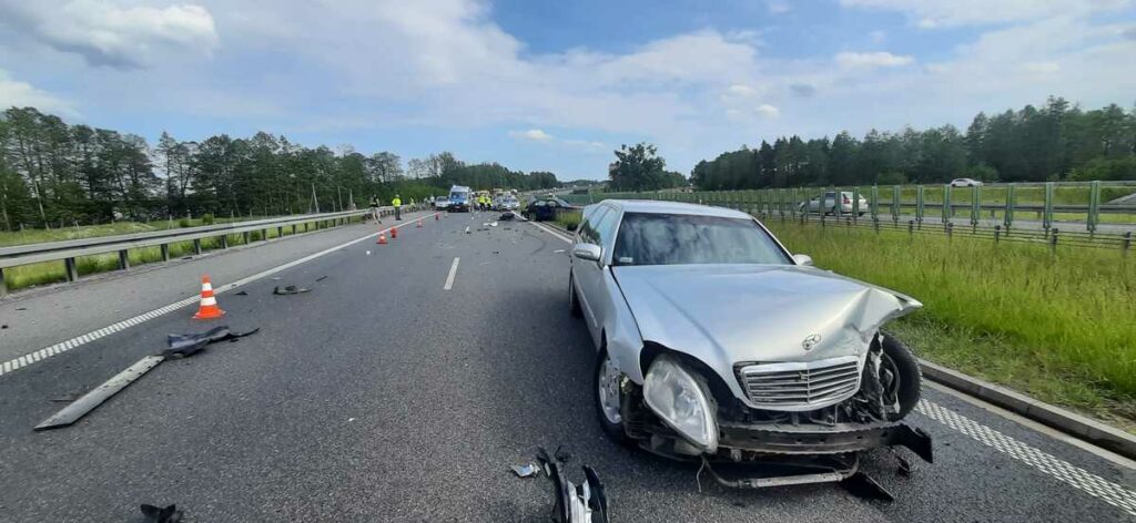 Jest nagranie wideo z wypadku nieoznakowanego radiowozu policyjnego BMW wypadek Ostróda, Wiadomości, Wideo