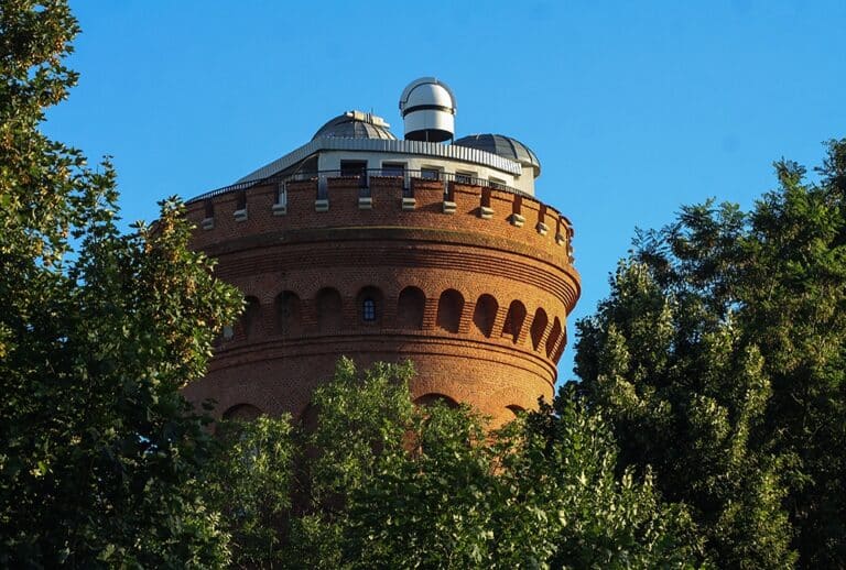 W obserwatorium astronomicznym będzie można oglądać zaćmienie Słońca