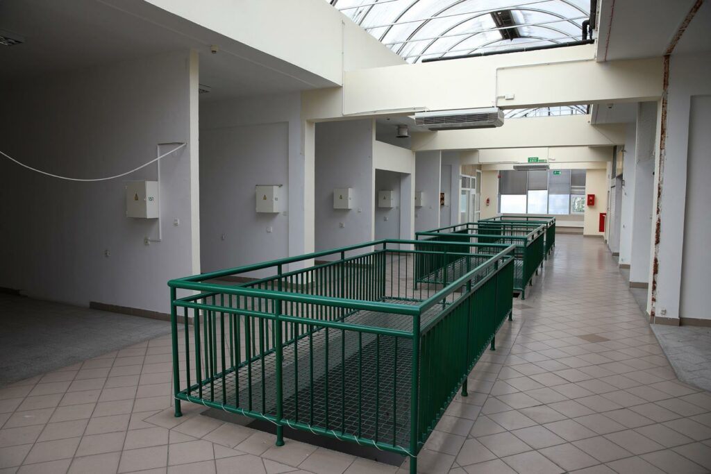 Zatorzanka może przejść spektakularną metamorfozę! - Oto co dalej z kultową Zatorzanką. Hala niszczeje, ale władze mają zaskakujący plan?