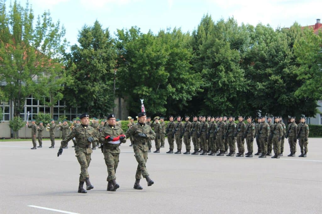 Jeden obraz wart jest więcej niż tysiąc słów. Polscy żołnierze wrócili do domu wojsko Braniewo, Wiadomości