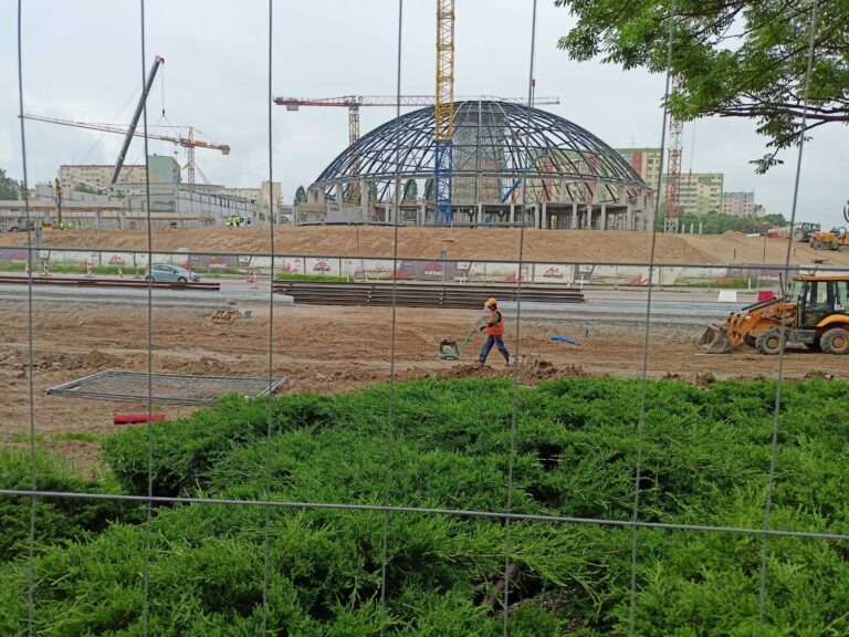 Jedna firma chętna do zarządzania halą Uranią