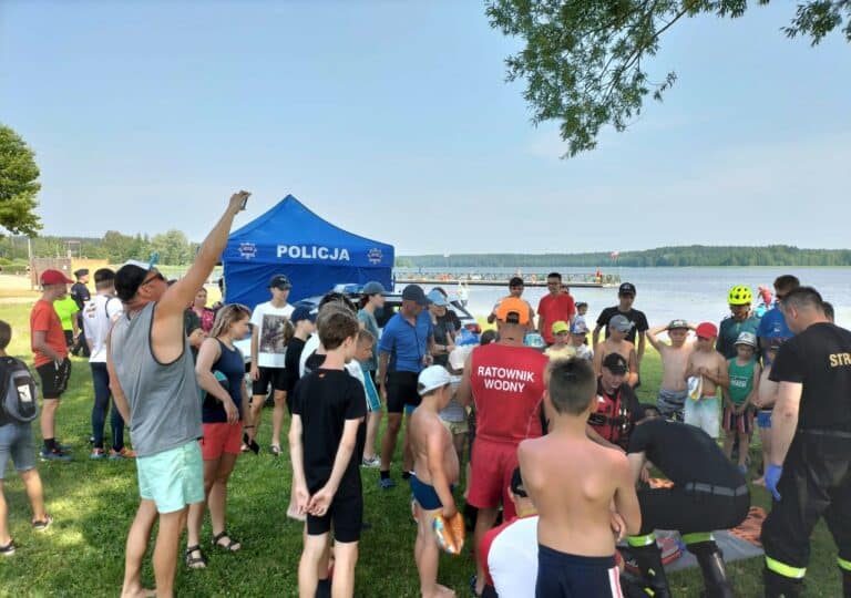 Policja: 9 os&oacute;b utonęło w kraju w niedzielę, od kwietnia 157