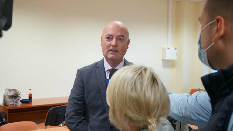 Szpital wojewódzki zyskał sprzęt chroniący przed utratą włosów pacjentki w trakcie chemioterapii