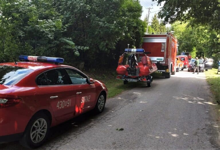 Dwaj bracia rano wypłynęli łódką na ryby. Rodzina w rozpaczy. Do domu wrócił już tylko jeden